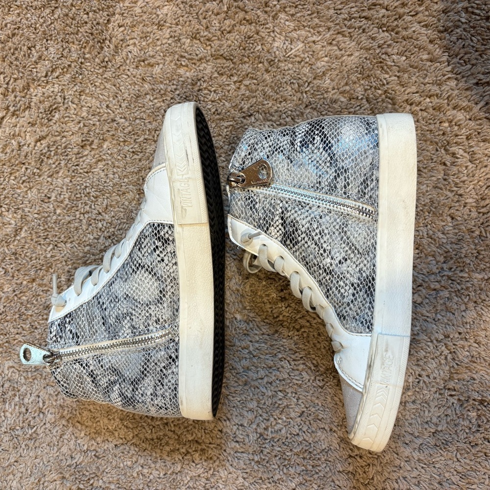 Vintage Havana Snakeskin Pattern High-Tops in White and Gray - Picture 3 of 5